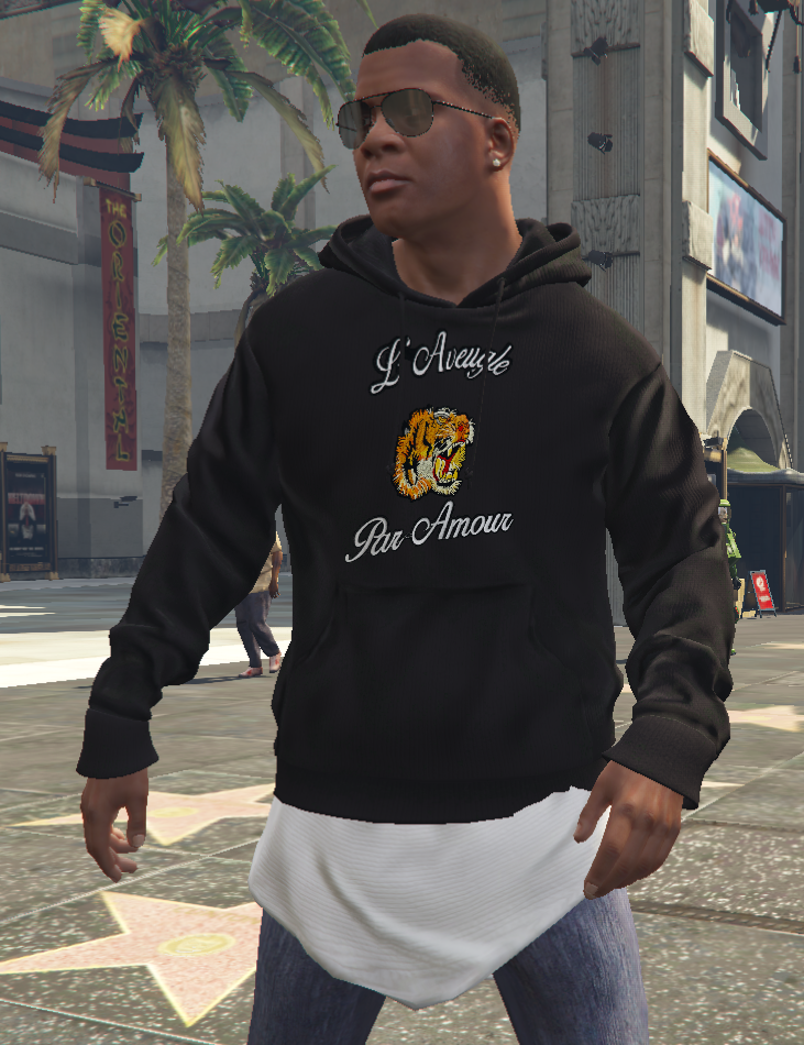 Gta collection. Худи Franklin Supreme. Худи ГТА 5. Gold Outfitters худи GTA 5. Кофта для Франклина.
